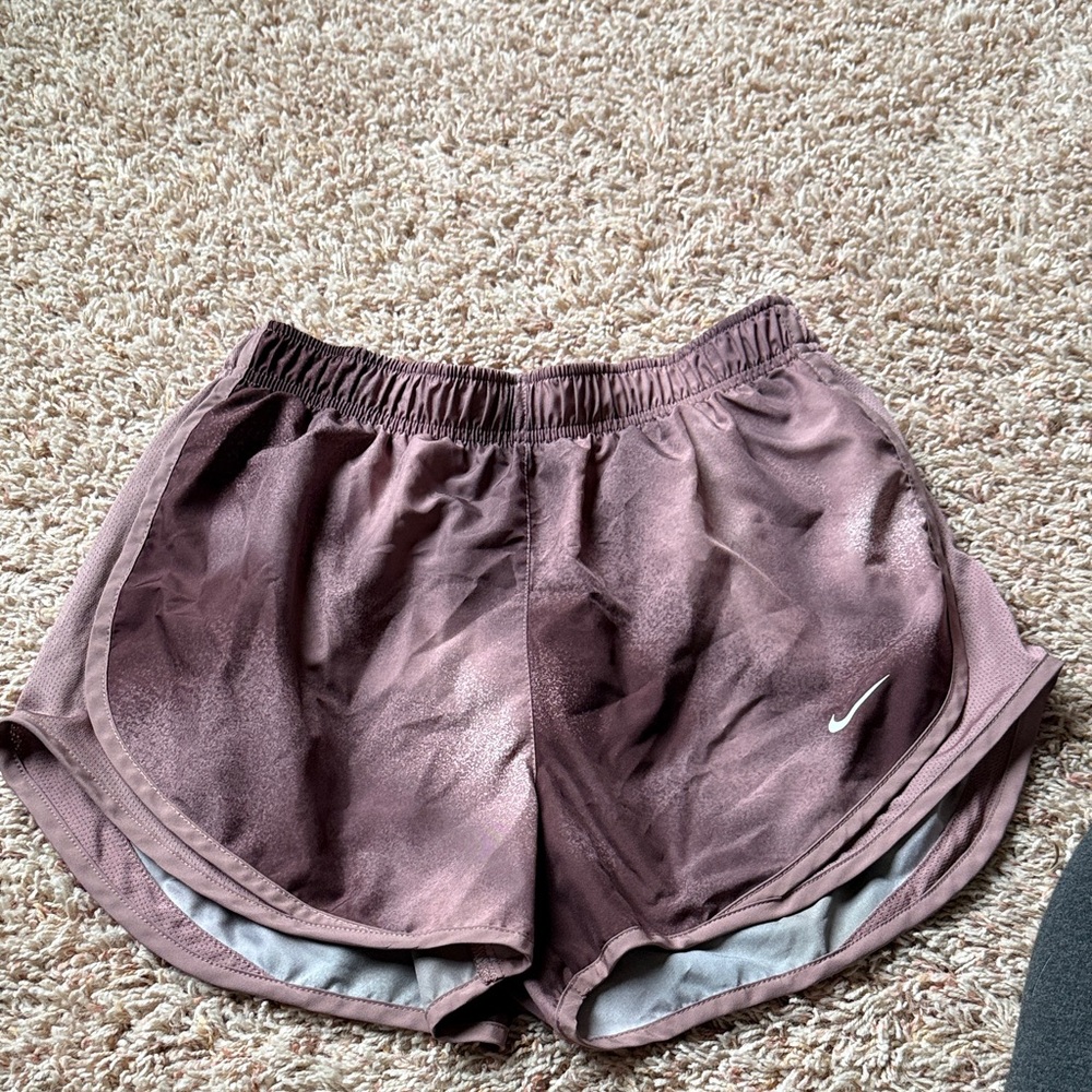 Nike Women's Plum Athletic Shorts size medium like new